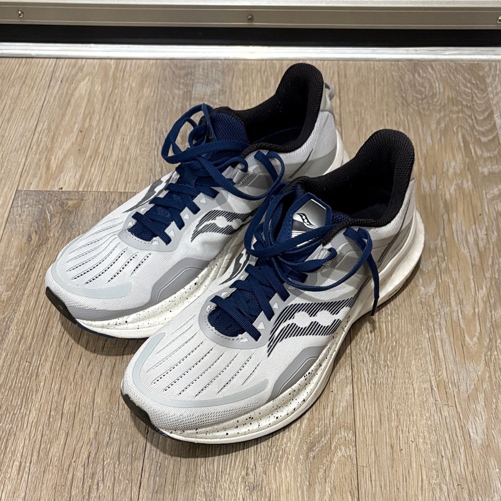 Saucony Tempus Running Shoes